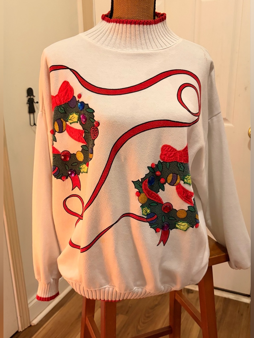 Vintage 90s Westbound Christmas Sweater M Wreath Appliqué Rhinestone Turtleneck